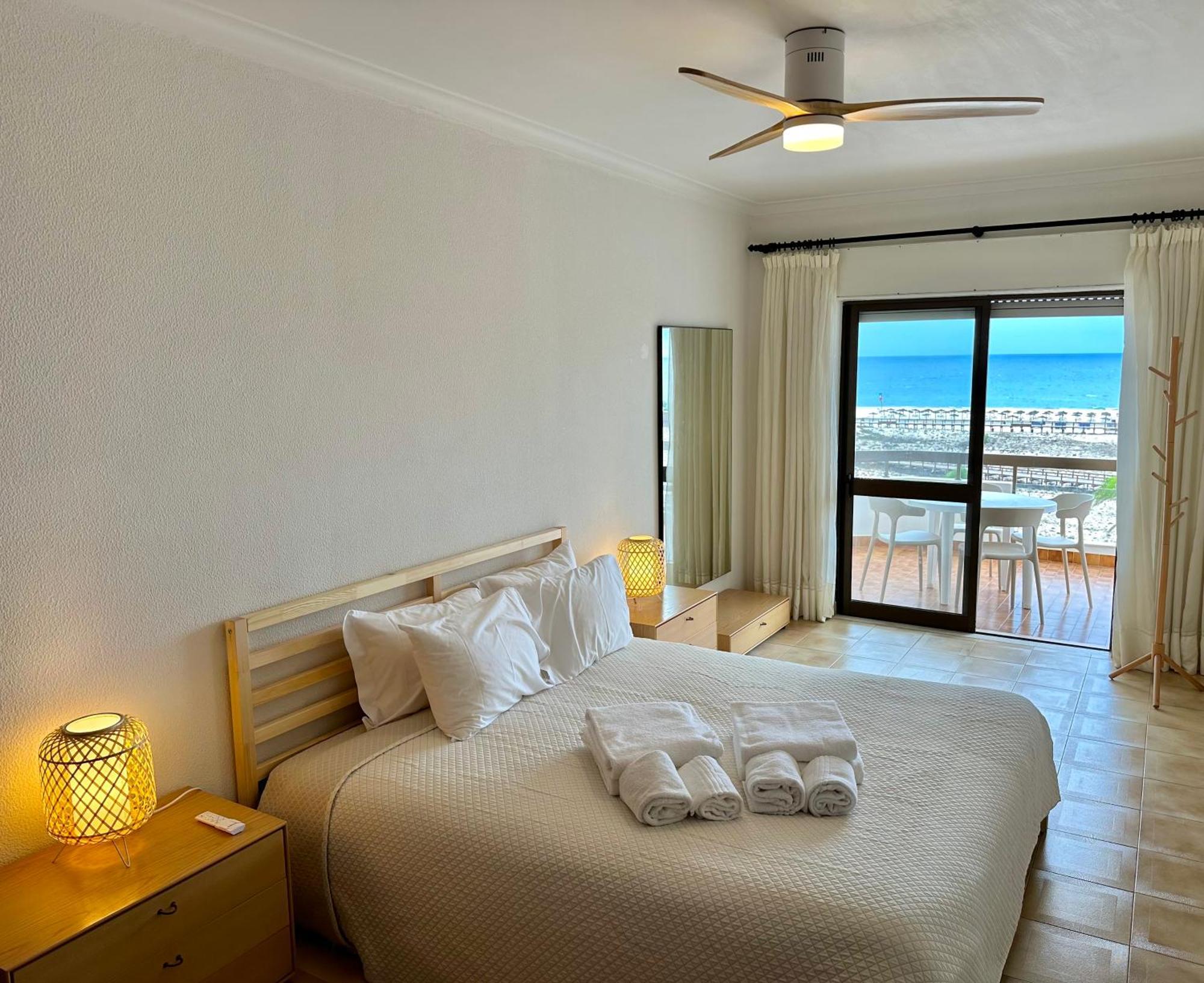 T1 Vista Baia Monte Gordo Apartman Kültér fotó